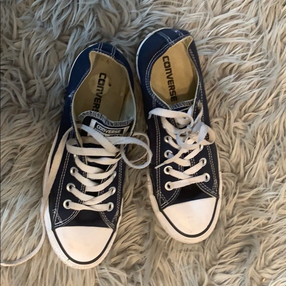 Navy blue converse all star